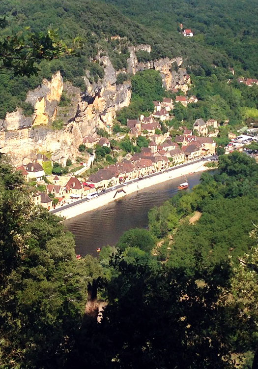La Roque-Gageac and the Dordogne river.