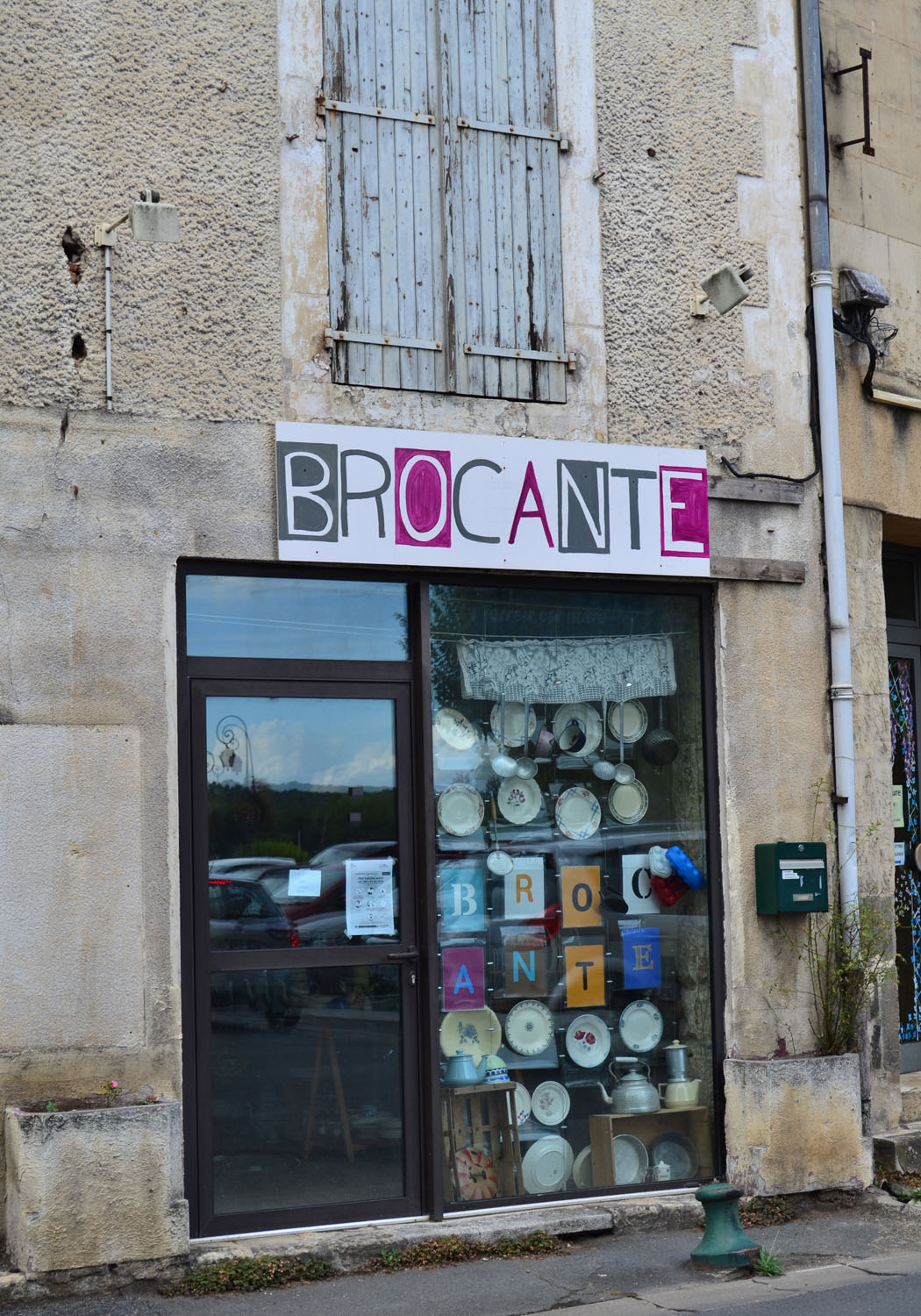 Brocante shop, Le Bugue, Dordogne